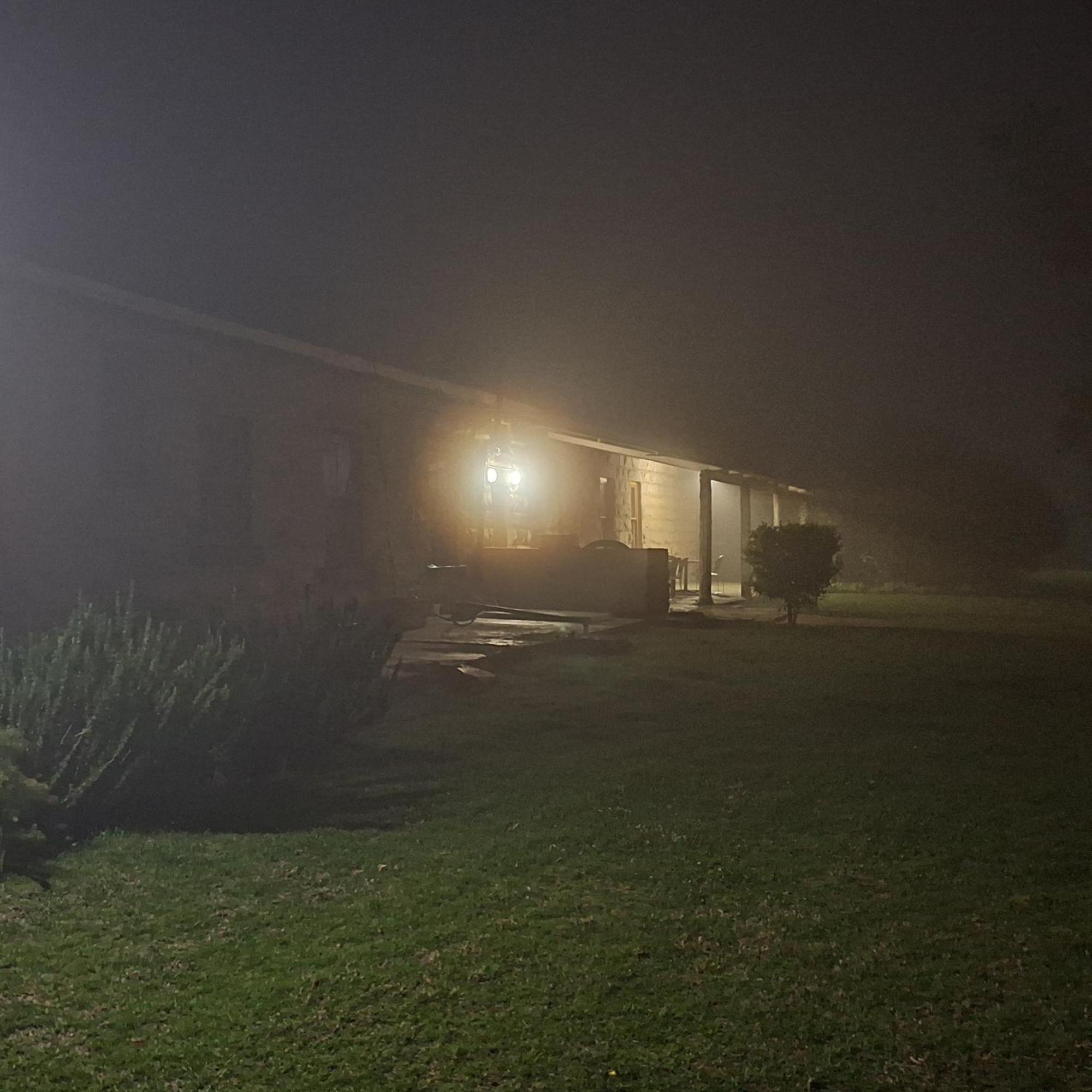 The Border Post, Bed And Breakfast Bergville Exterior foto